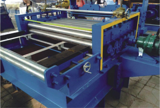 Máy cắt kim loại tấm thủy lực 20m / phút San lấp tấm cuộn