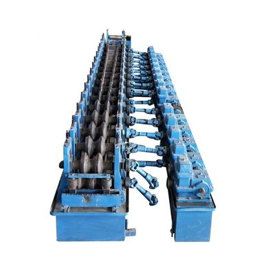Máy tạo cuộn rào cản sự cố màu đỏ 15m / phút 3T Cho ăn bằng tay