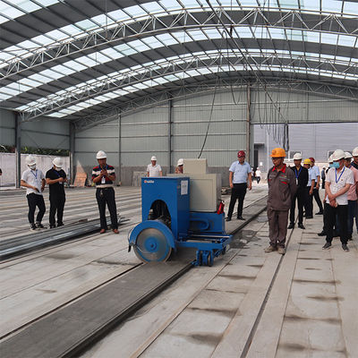 2000 vòng / phút Bảng phân vùng Máy cắt thủy lực 2,5m / phút cho cột xi măng