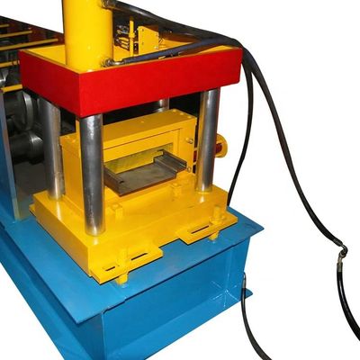 Máy làm khung cửa thép vàng Cr12 Cắt thủy lực