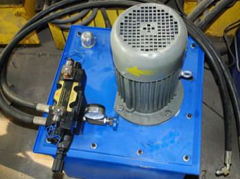 15m / phút Máy cán xà gồ CZ Trạm con lăn 6,5T 15 3